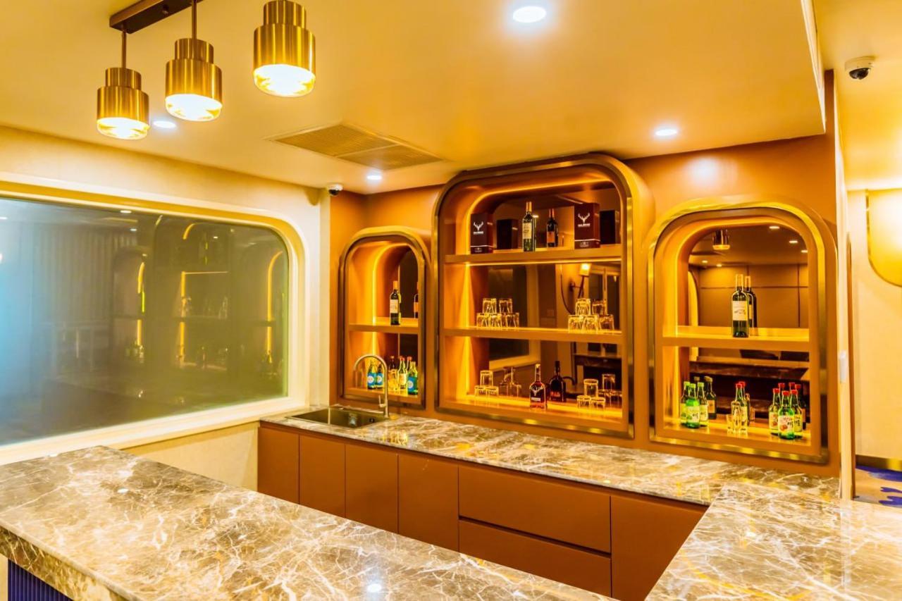 Dynasty Casino Hotel Bavet ภายนอก รูปภาพ