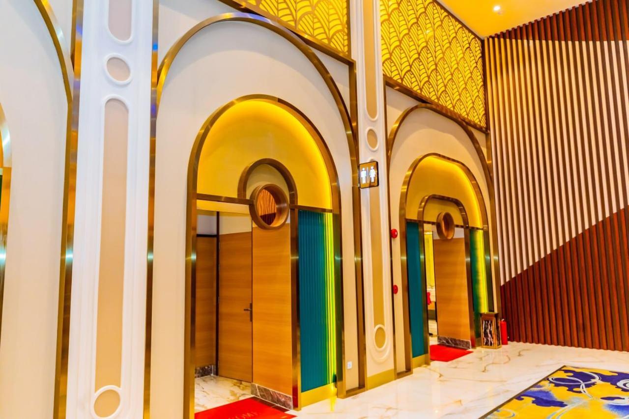 Dynasty Casino Hotel Bavet ภายนอก รูปภาพ