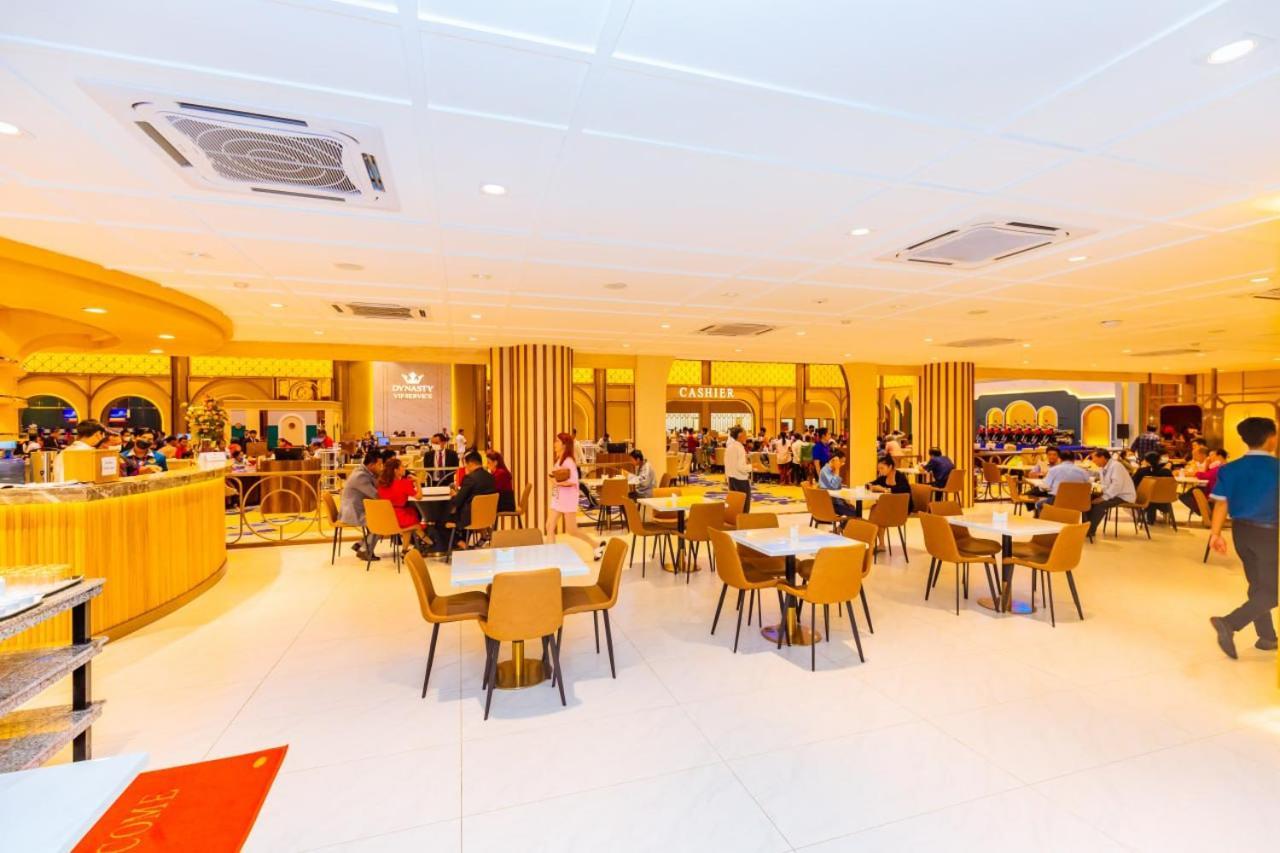 Dynasty Casino Hotel Bavet ภายนอก รูปภาพ