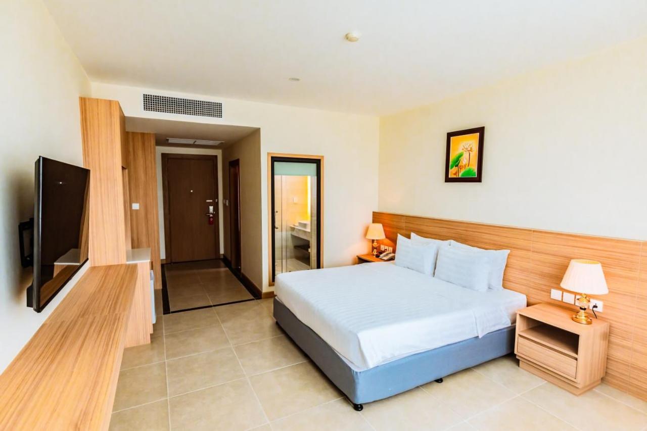 Dynasty Casino Hotel Bavet ภายนอก รูปภาพ