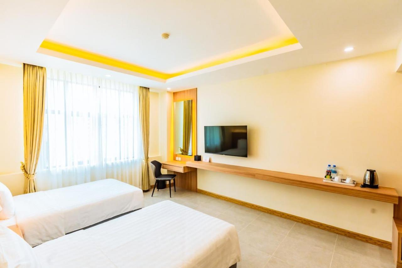 Dynasty Casino Hotel Bavet ภายนอก รูปภาพ