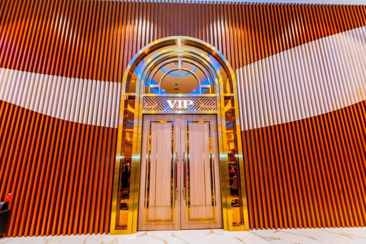 Dynasty Casino Hotel Bavet ภายนอก รูปภาพ